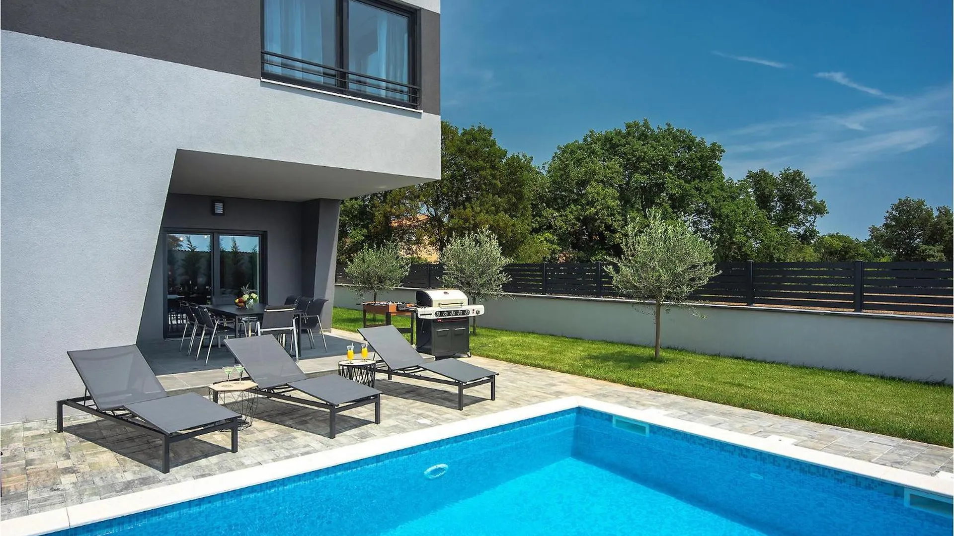 בית נופש Jadreški Villa Tika