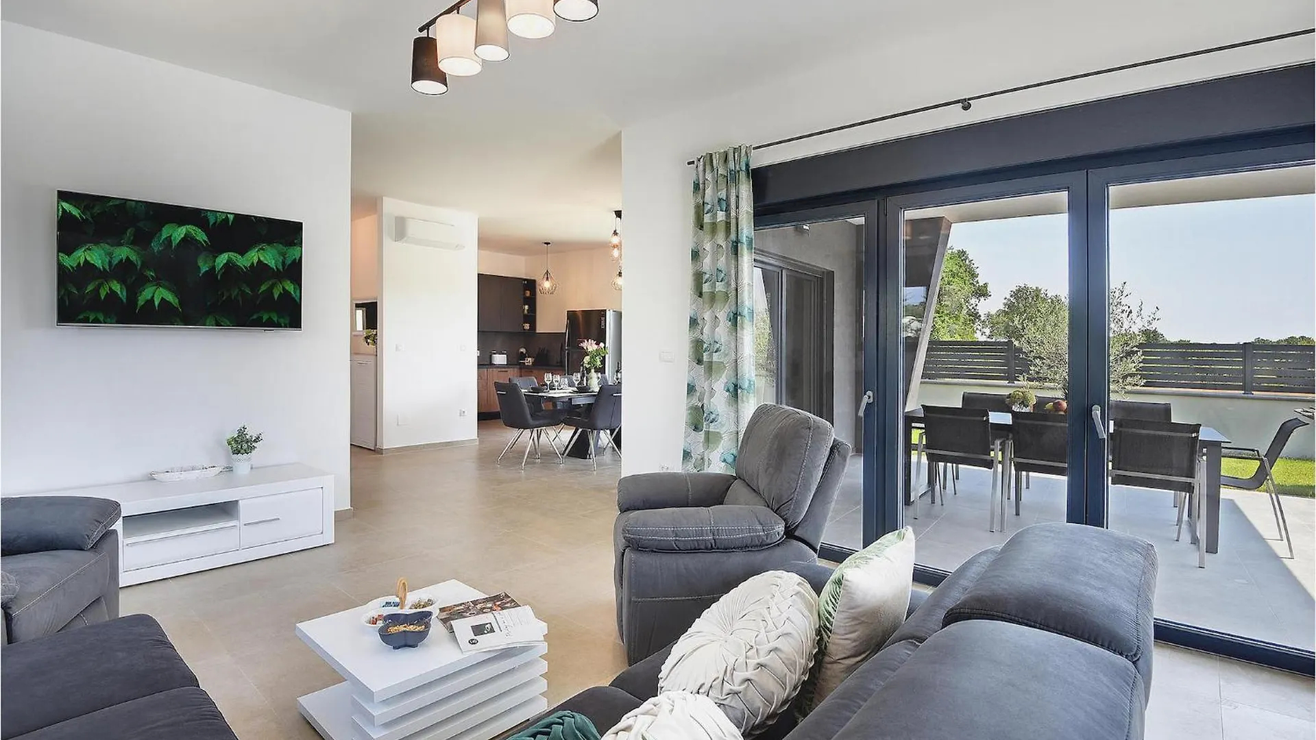 בית נופש Jadreški Villa Tika