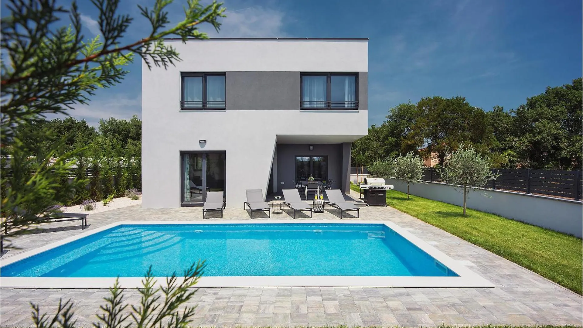 別荘 Villa Tika Jadreški